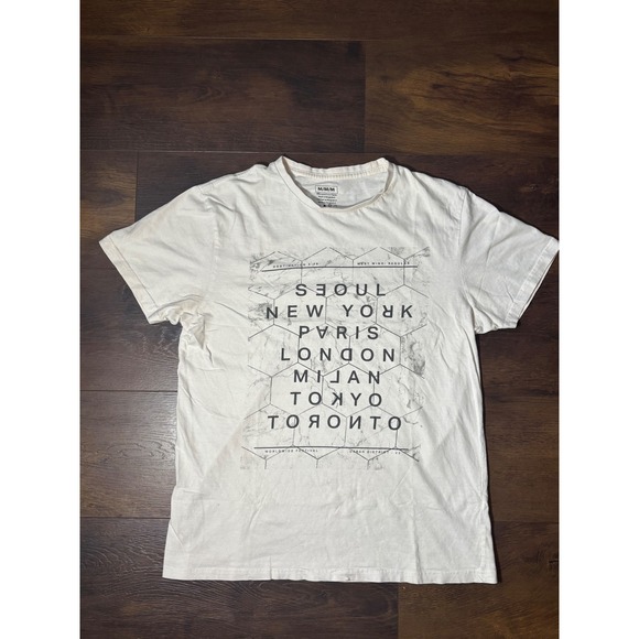 H&M Divided Other - HM Divided Mens Seoul New York Paris World Cities Graphic T-Shirt Cream Medium